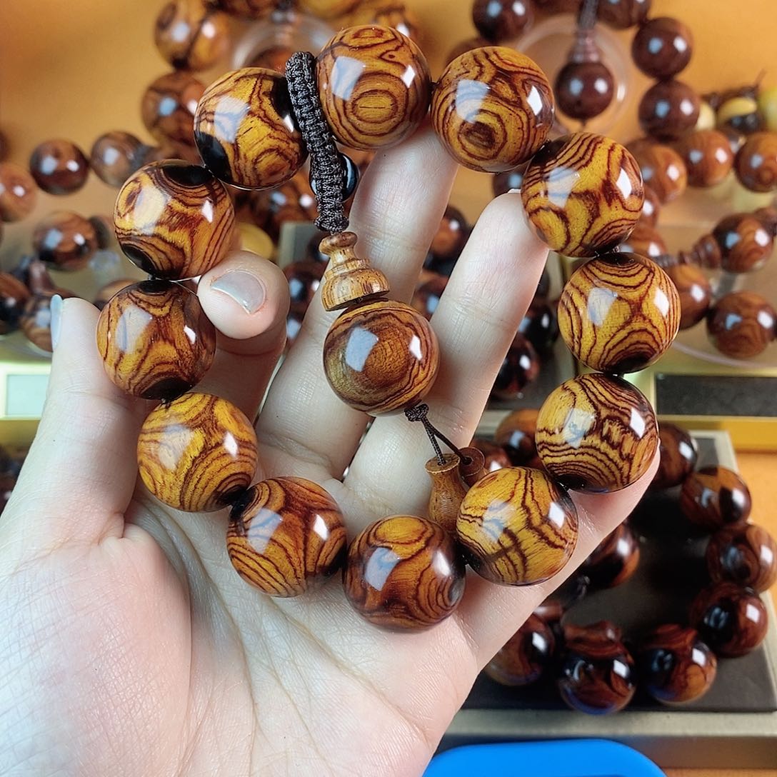 花梨木类涛*h20鬼脸