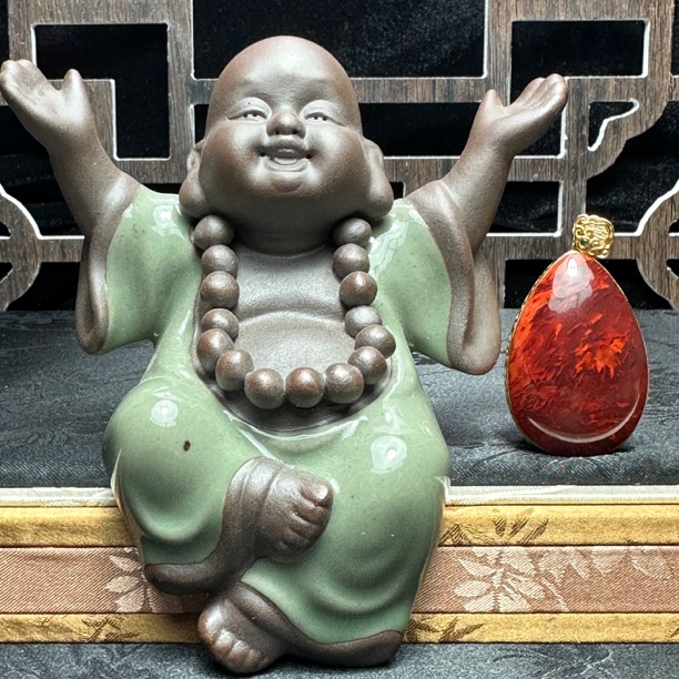 精品川料原矿天然南红吊坠牛血红火焰纹虎皮纹18k金镶嵌国风美