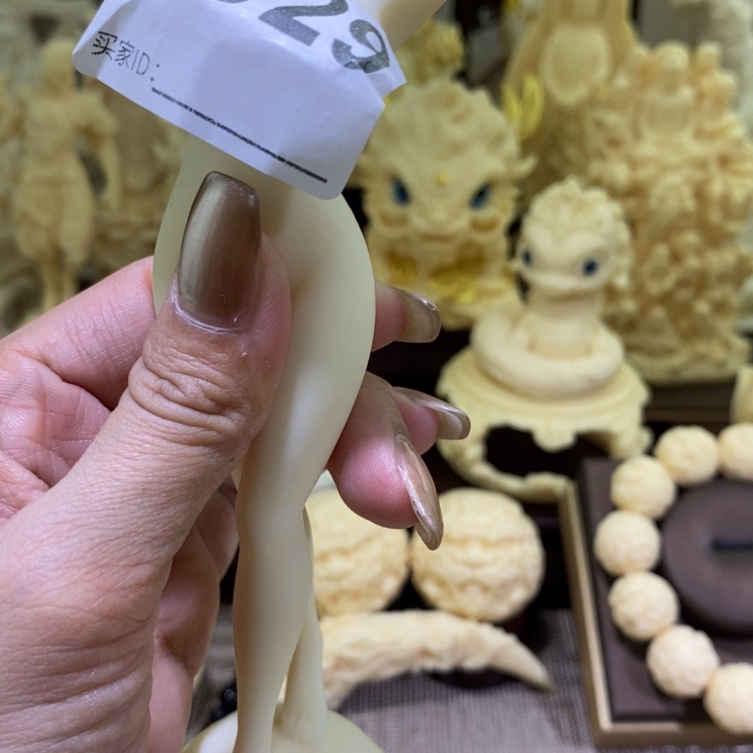 菩提根/象牙果把件象牙果美女摆件