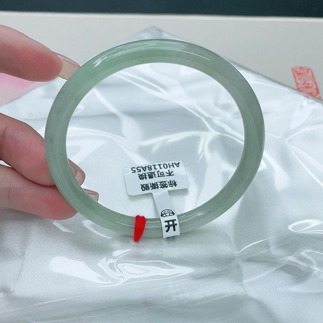 翡翠手镯未镶嵌圆58.7