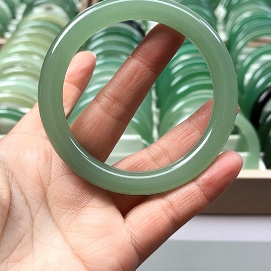 未镶嵌手镯东陵石不****我