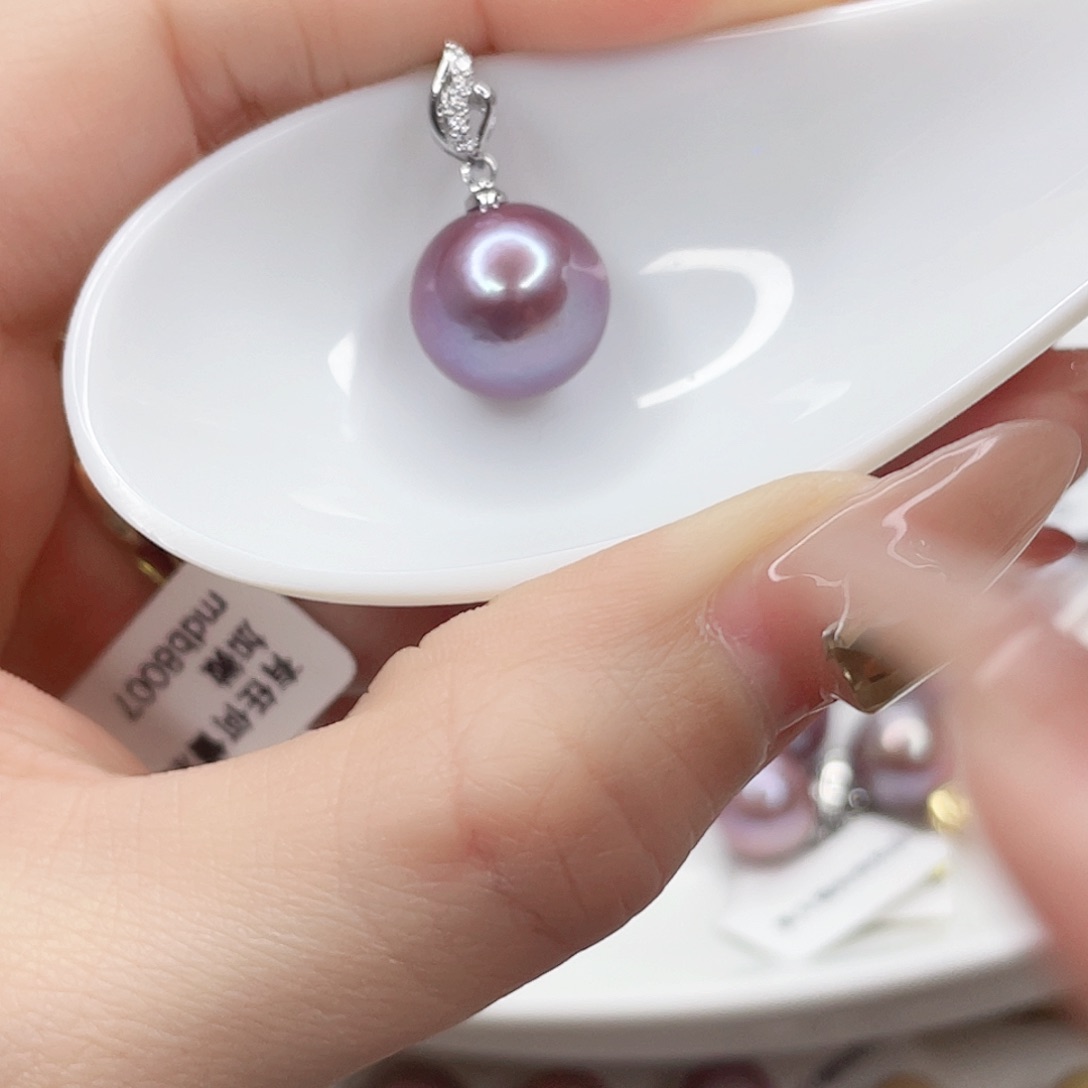 淡水珍珠颈饰合金