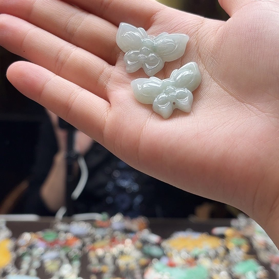 翡翠未镶嵌耳饰耳环