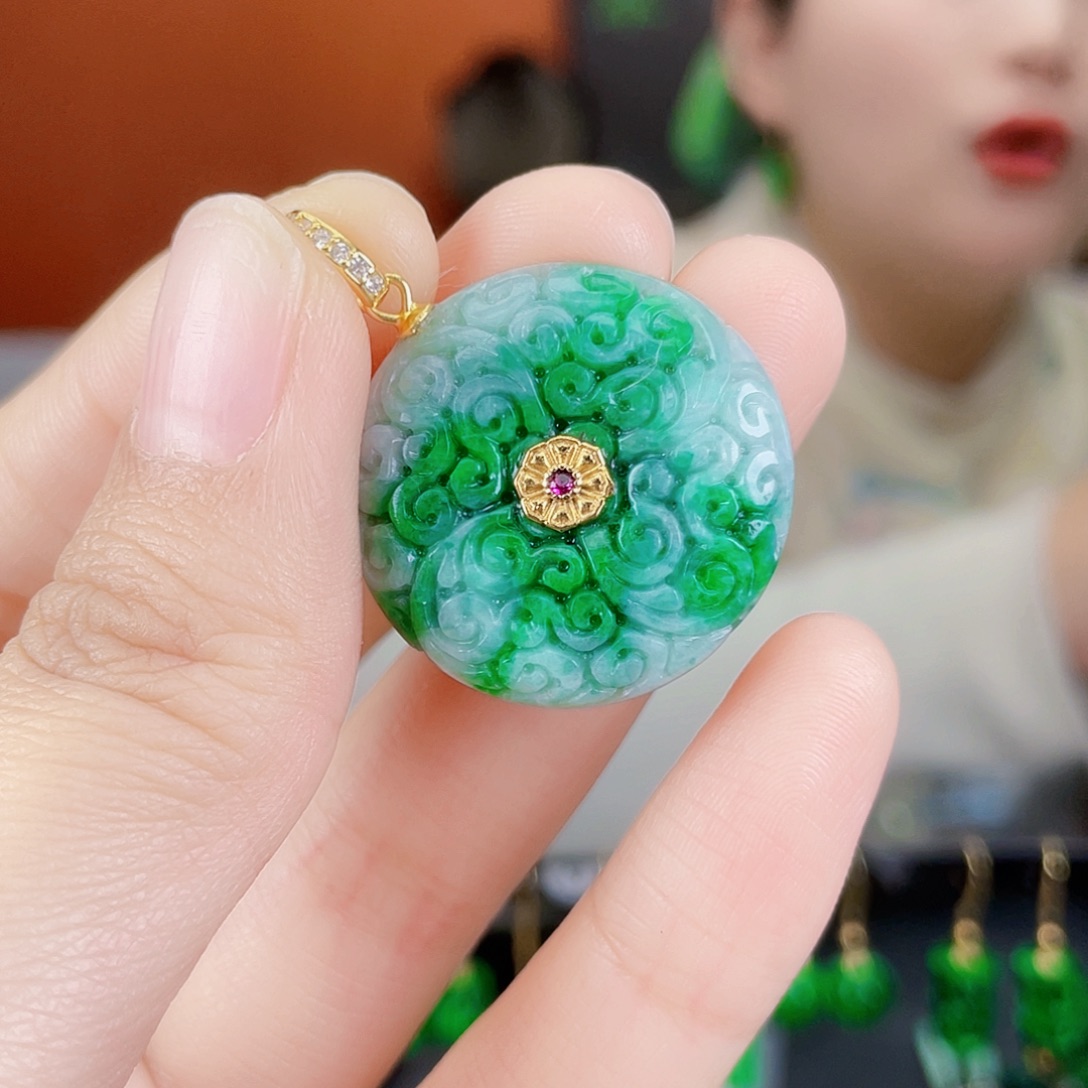 翡翠未镶嵌耳饰饰品