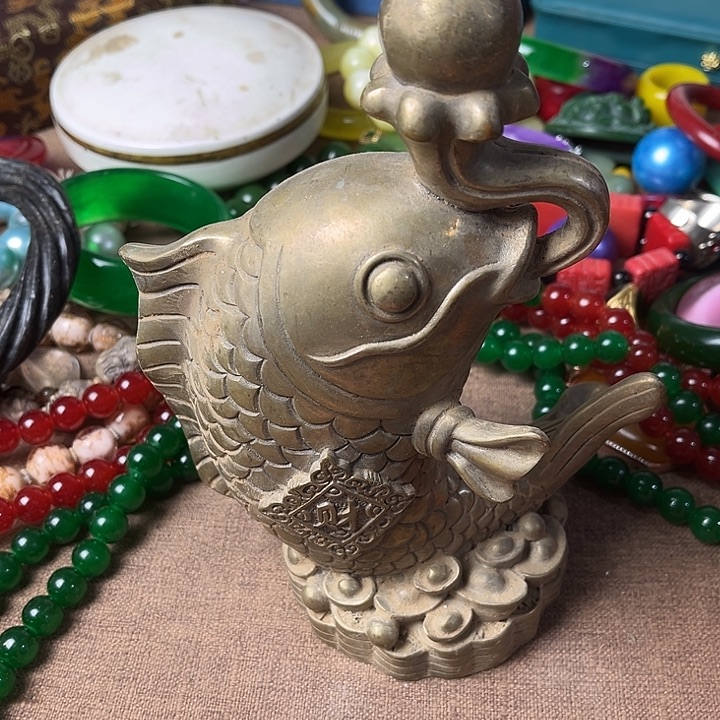 瓷片比德居比德居