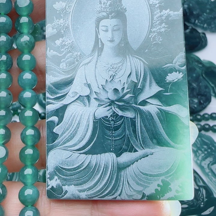 翡翠未镶嵌颈饰多样性发货天然A货翡翠