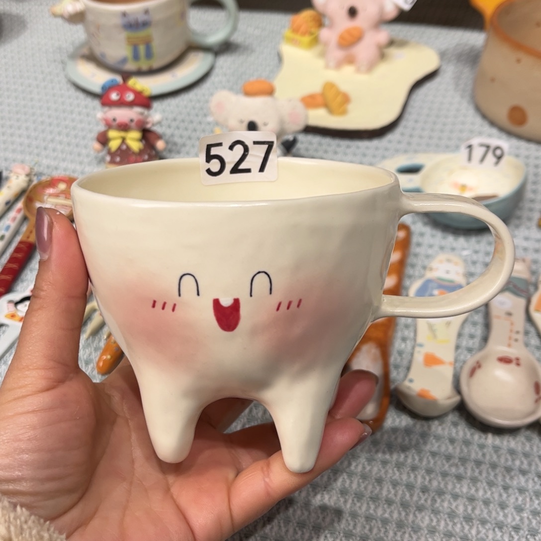 瓷片527哈哈哈哈哈哈哈哈哈哈