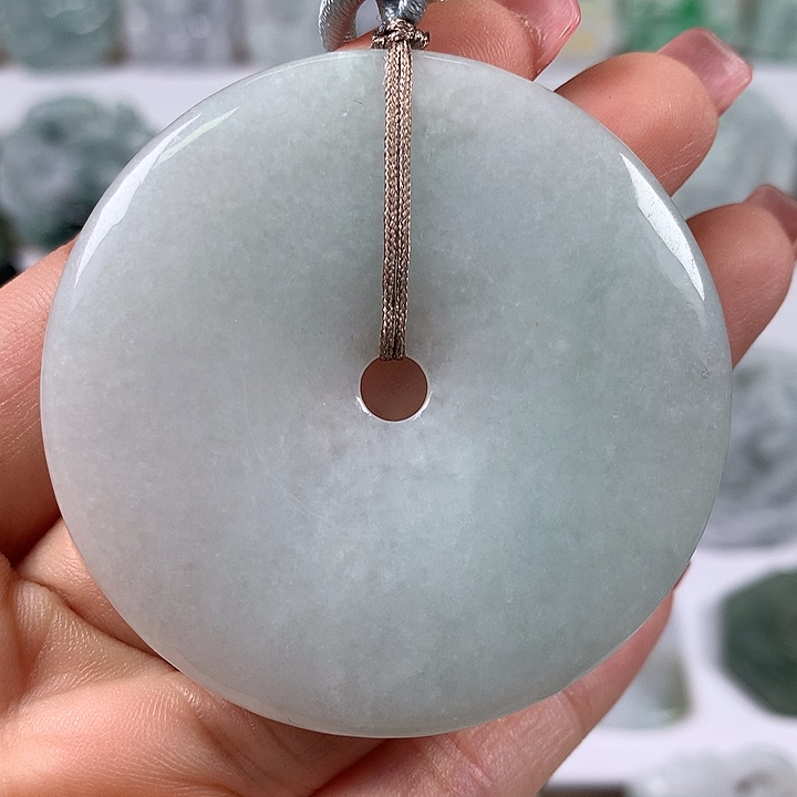 翡翠未镶嵌颈饰平安扣福利