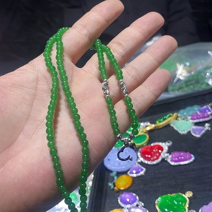 翡翠颈饰未镶嵌价格