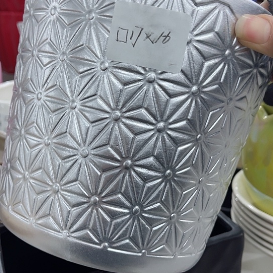 多年绿植陶瓷花盆9.9包邮，有孔