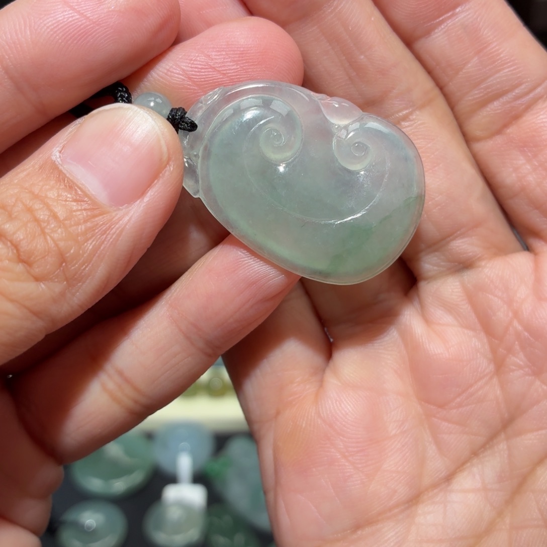 翡翠未镶嵌颈饰翡翠天然A货吊坠