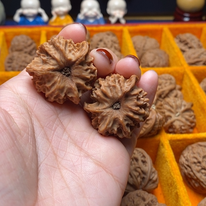 文玩核桃把件34尺七山三棱