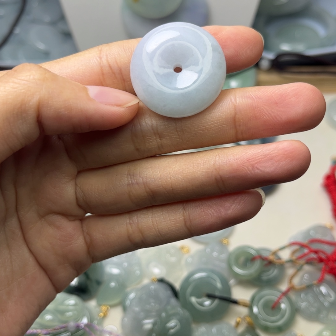 X***Z翡翠未镶嵌颈饰天然翡翠Ａ货