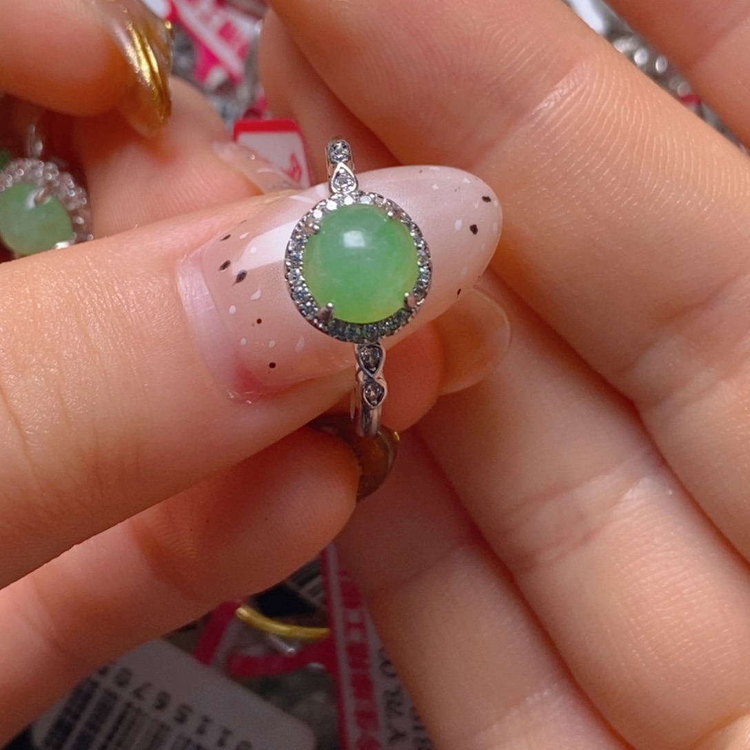 银S925镶嵌戒指翡翠h***y百内无证书