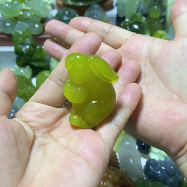 【闪购商品】蛇纹石玉未镶嵌挂件