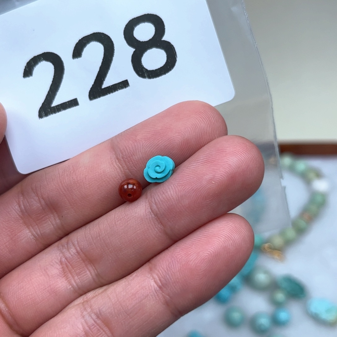 南红玛瑙未镶嵌珠宝奇石