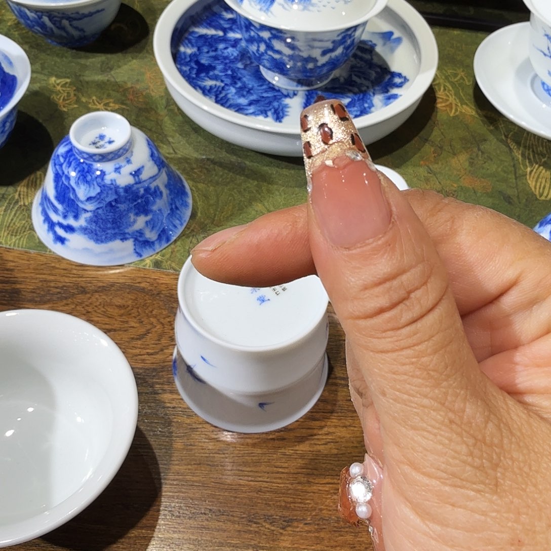 生****新品上市新品山水大鸡心杯
