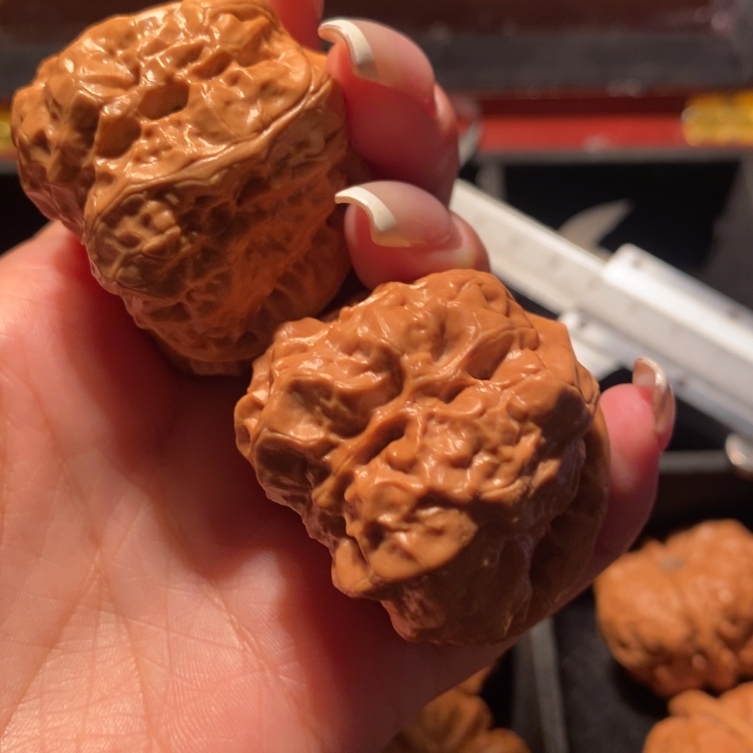 吊坠文玩核桃黄*虫