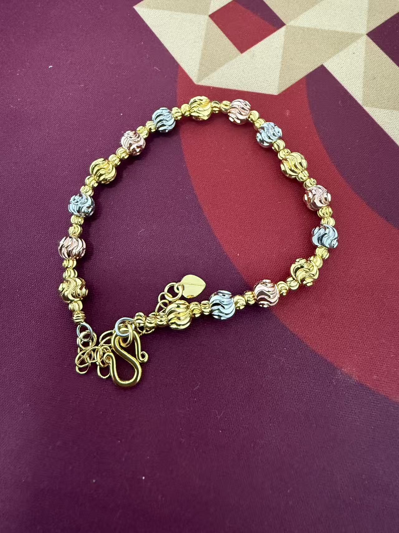 小众设计简单经典手链Ht9747