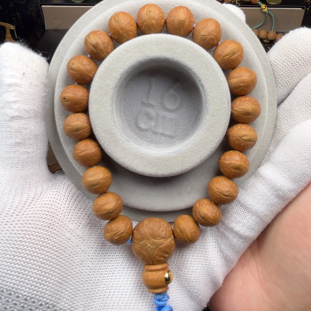 凤眼菩提手串菩提尺寸11.4-11.6   飞碟桩