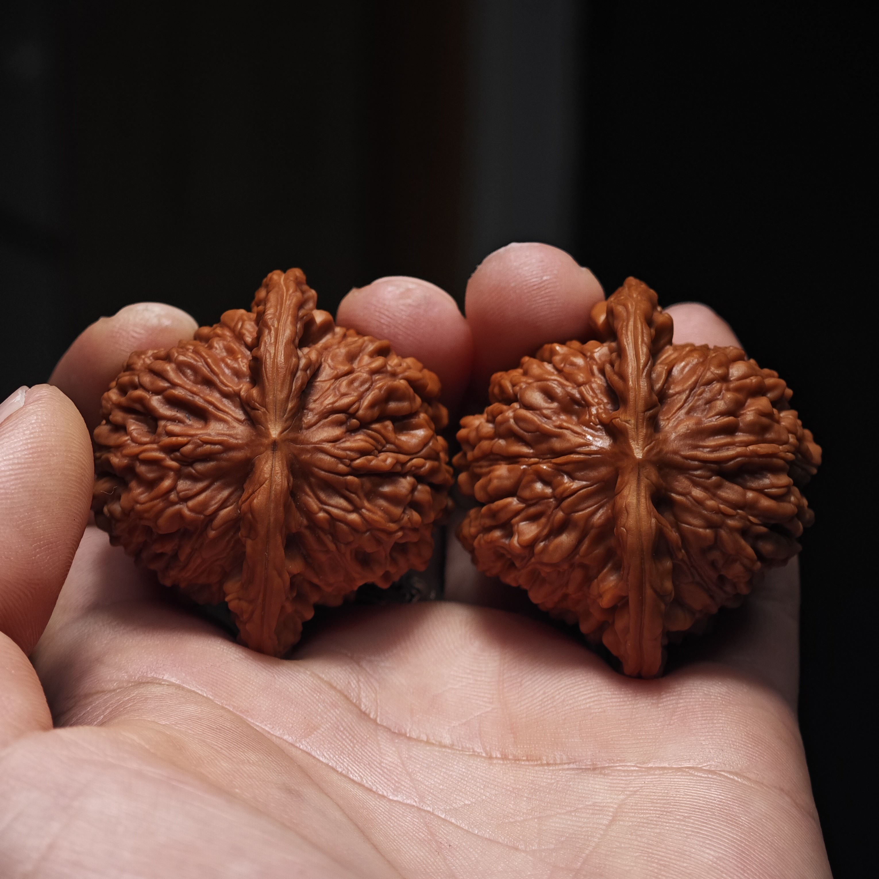 四座楼狮子头文玩核桃