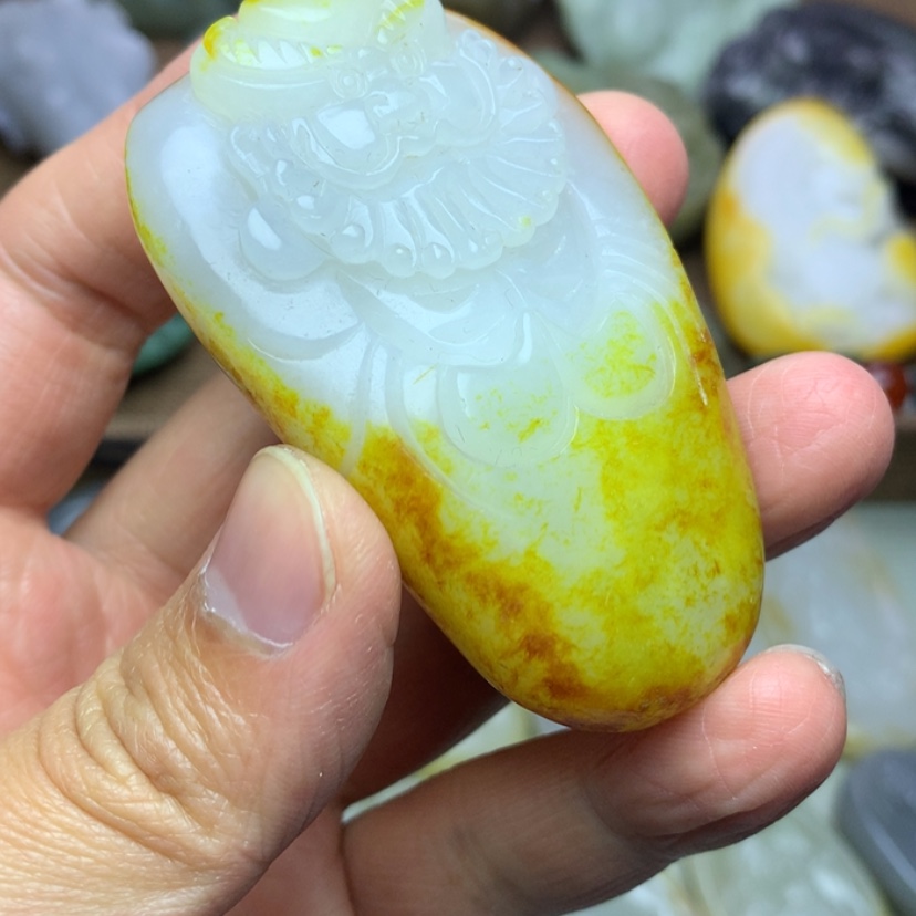 【闪购商品】颈饰未镶嵌和田玉