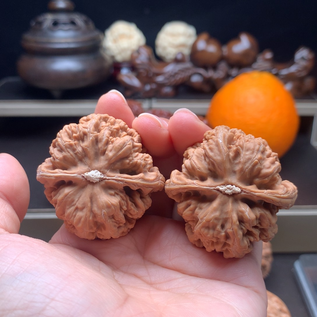 吊坠文玩核桃皮****么粗筋