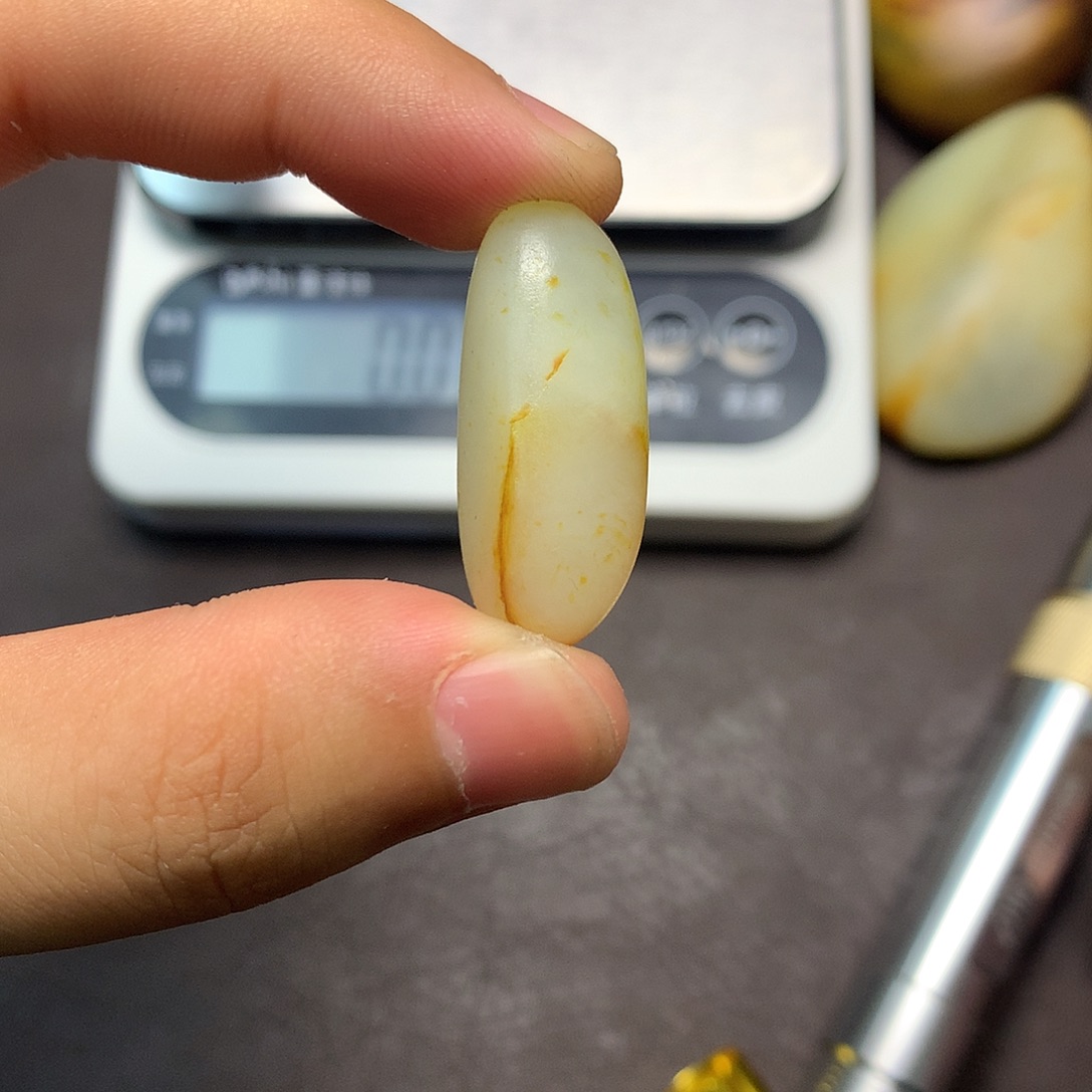 和田玉（糖玉）未镶嵌挂件