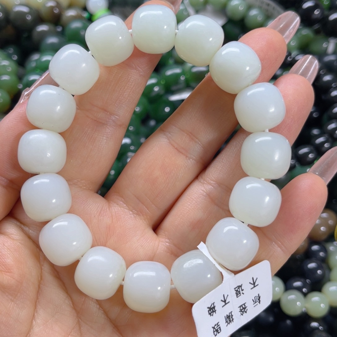 未镶嵌手链和田玉