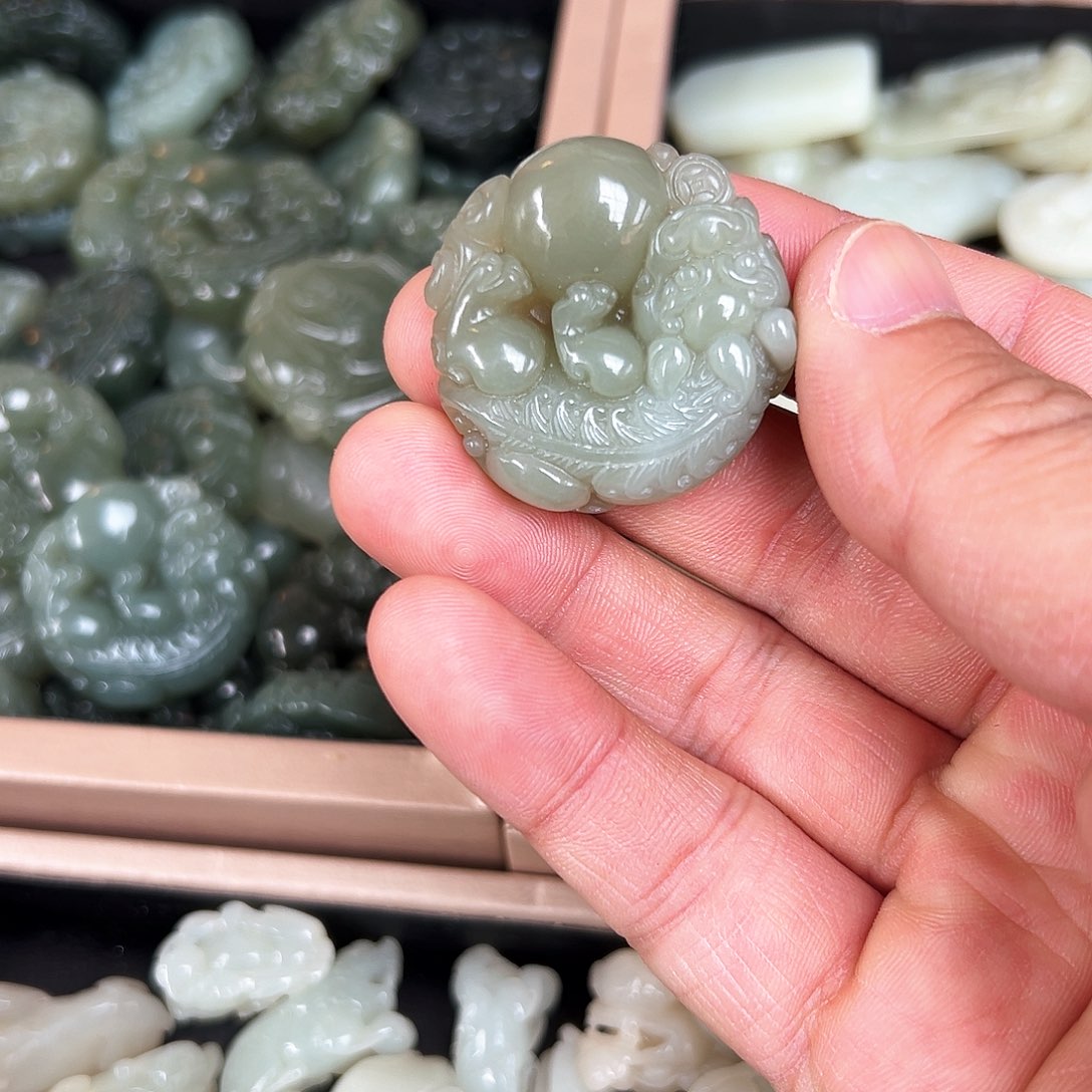 和田玉未镶嵌吊坠木*丽