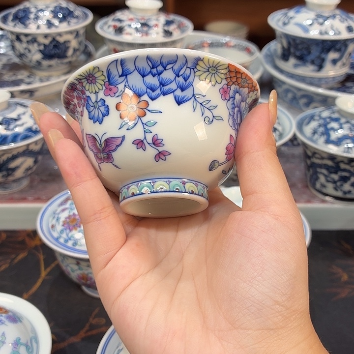 陶瓷，。                       