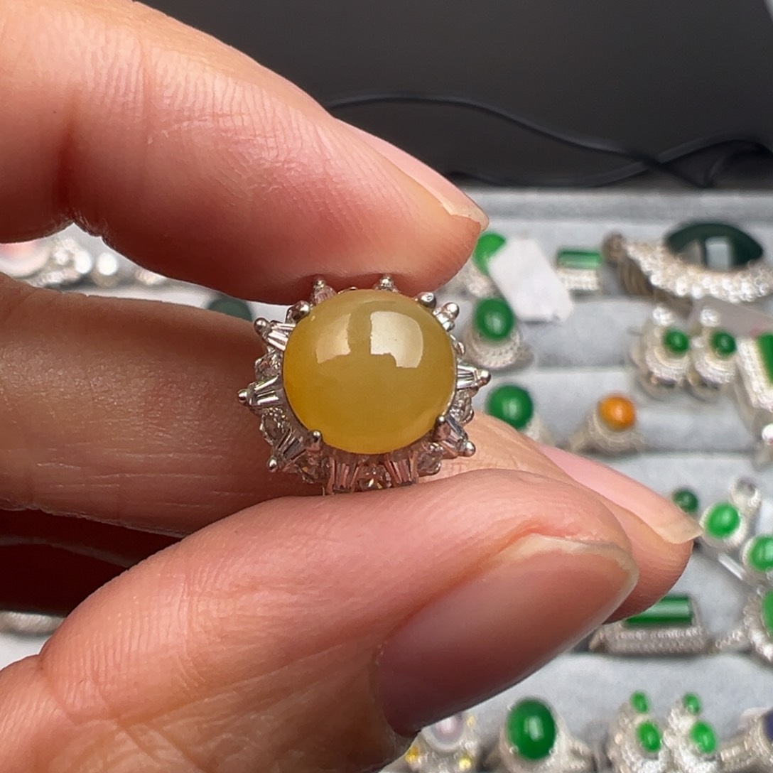 定制翡翠未镶嵌A货