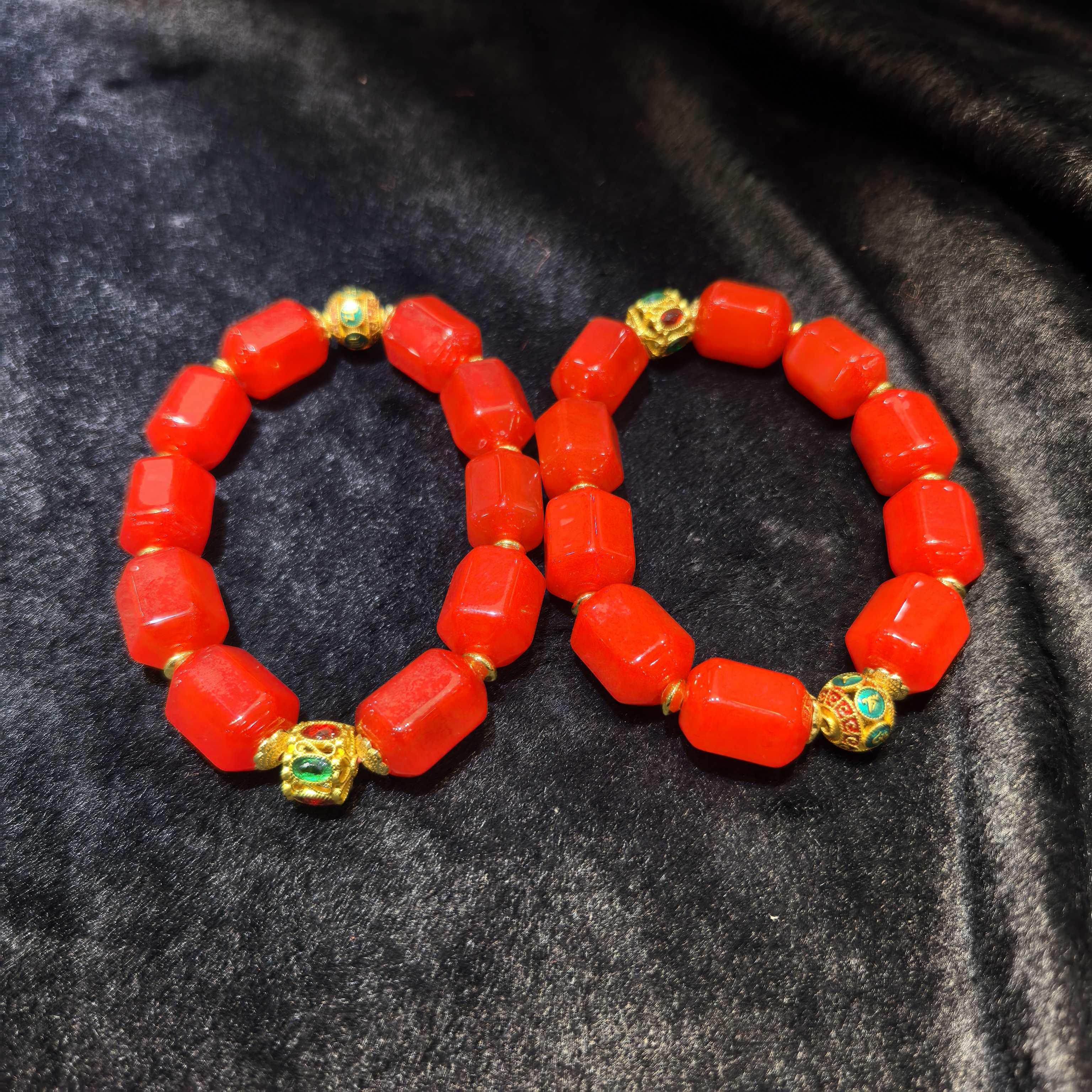 江德洋珠宝S8260皇家炽焰龙桖石玛瑙红手串-多样性发货只发一件