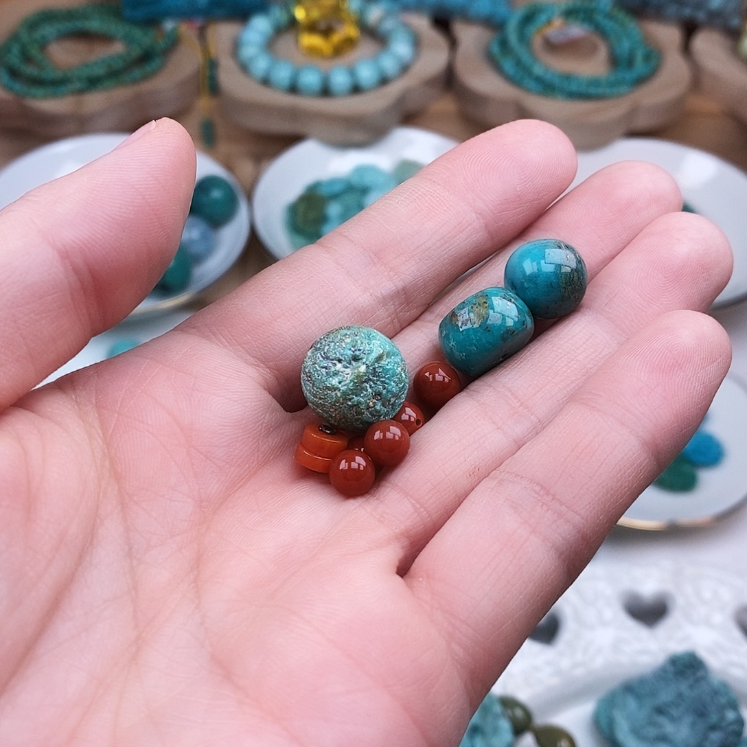 南红玛瑙未镶嵌珠宝奇石