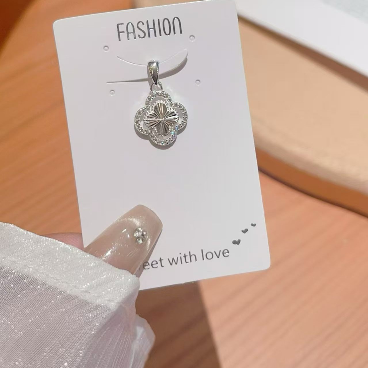 吊坠足银  四叶草足银镭射简约小众设计感百搭时尚吊坠