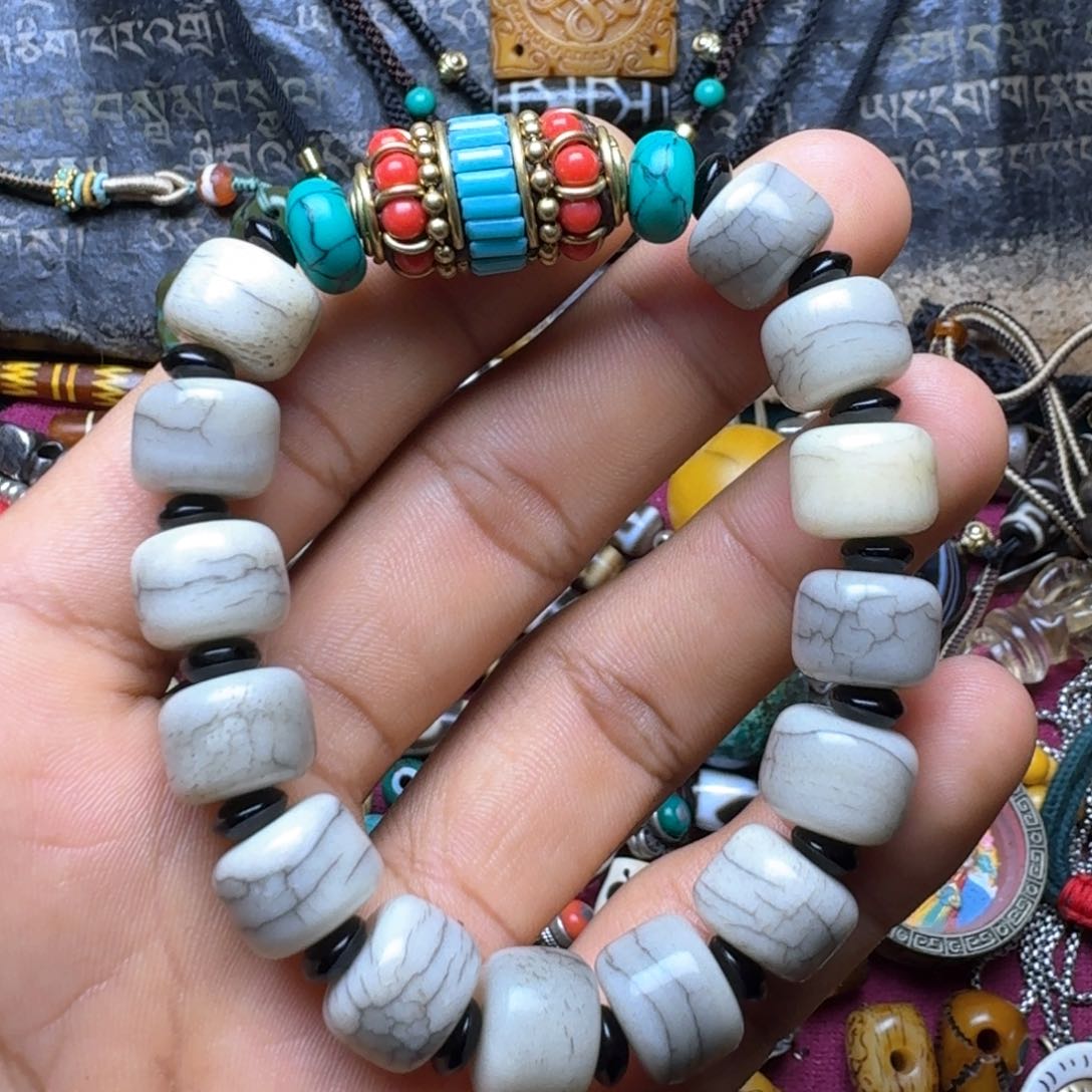 金刚菩提手串牦牛骨74