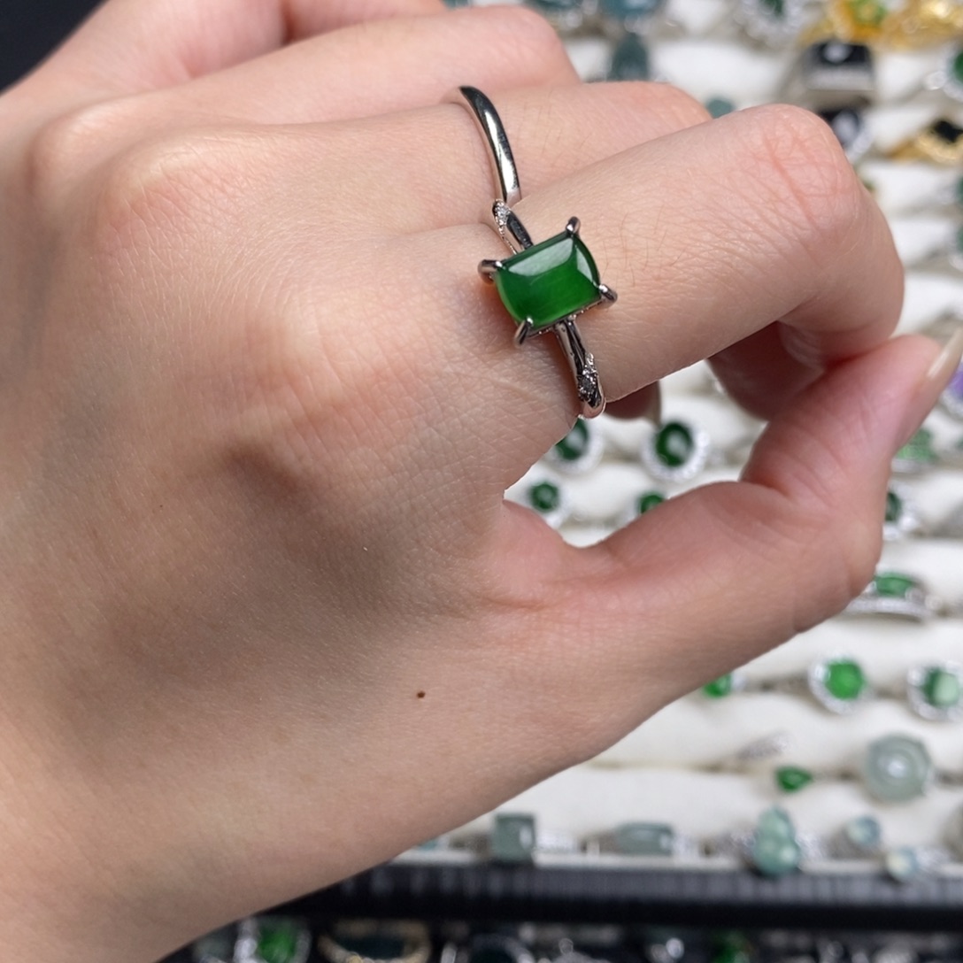 未镶嵌挂件翡翠翡翠