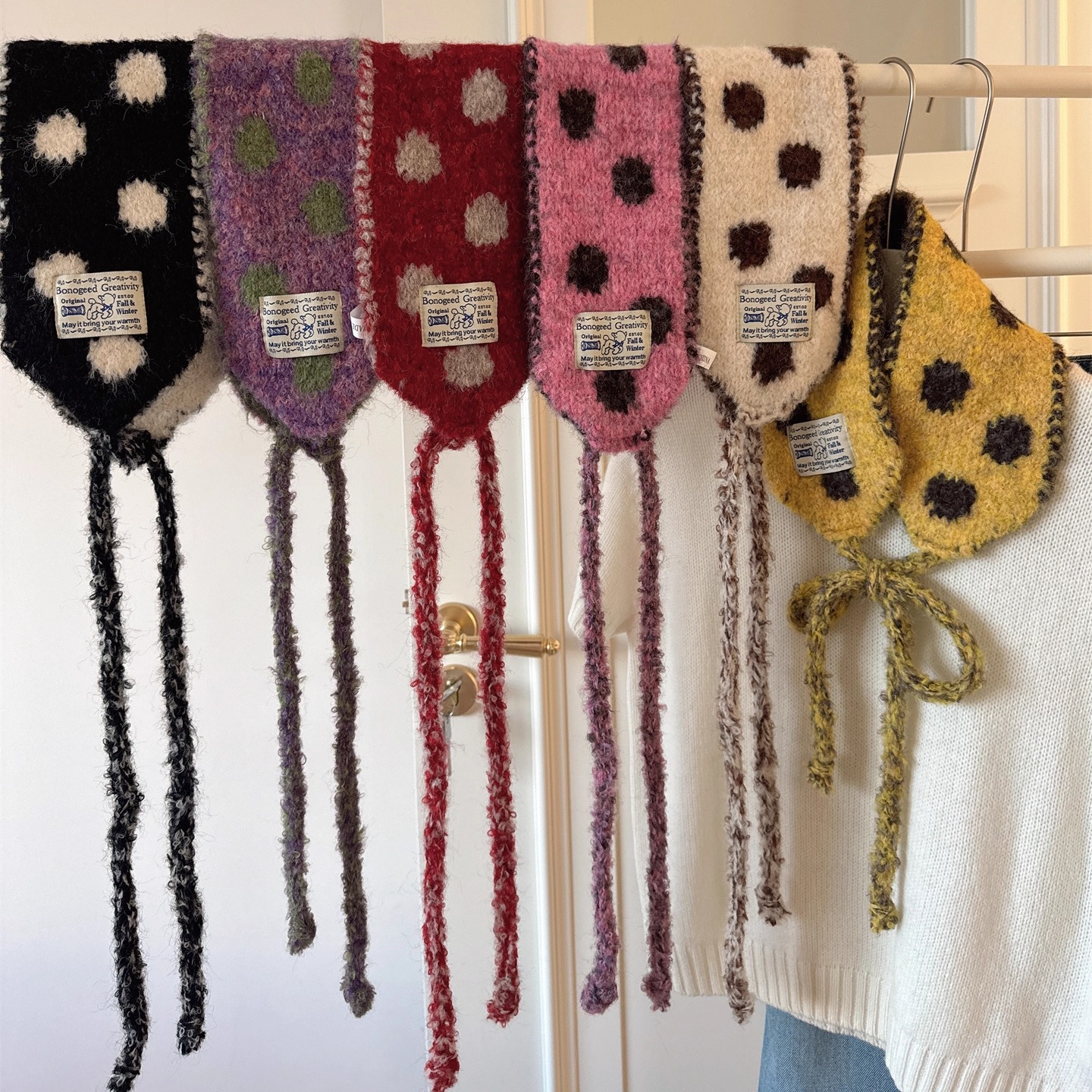 韩系可爱多用羊羔毛波点系带围脖耳罩女保暖百搭显脸小护耳帽围巾