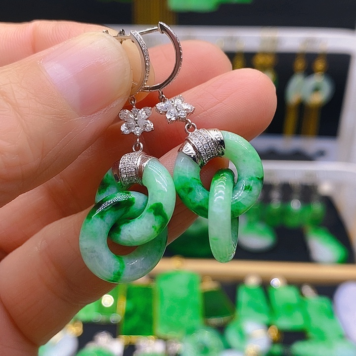 翡翠耳饰18K金镶嵌耳坠