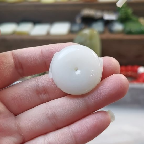 和田玉（糖玉）未镶嵌挂件