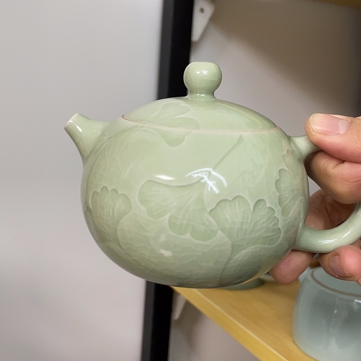 壶郗奎奎手作手雕银杏西施壶微微瑕