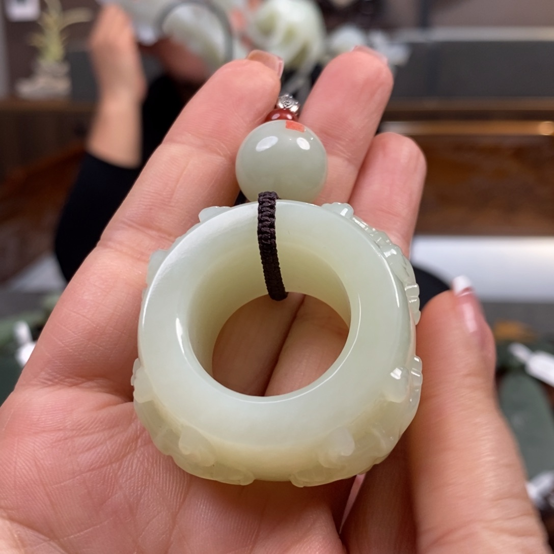 和田玉把件未镶嵌冬*王