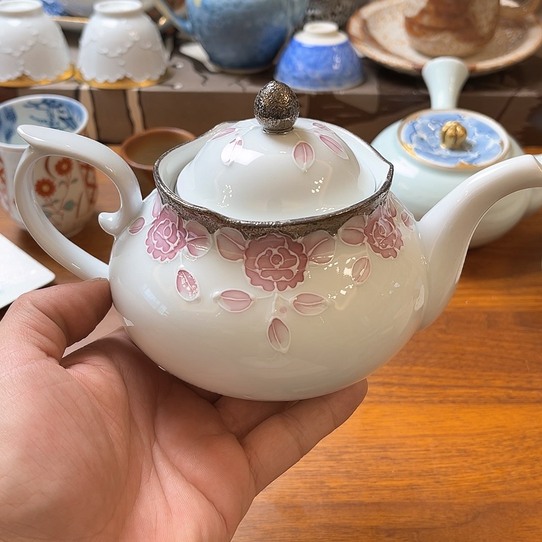 盖碗在家里面了你不来找她吧别