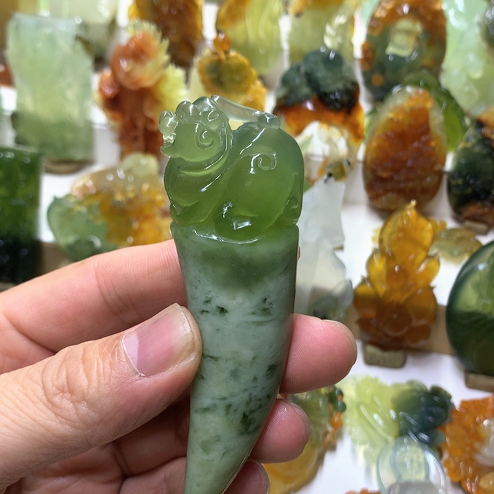 蛇纹石玉珠宝半成品未镶嵌