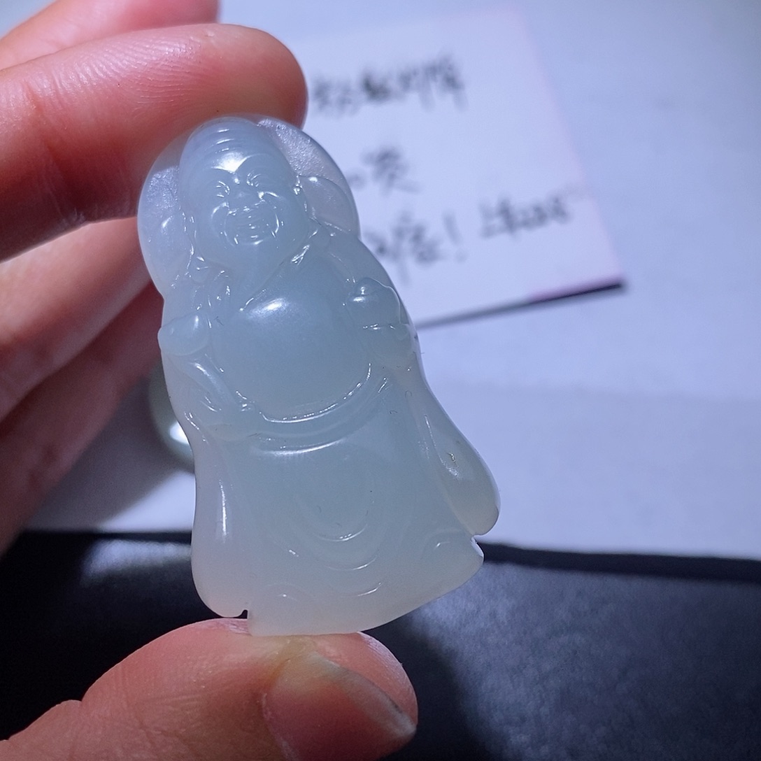 翡翠颈饰未镶嵌吊坠