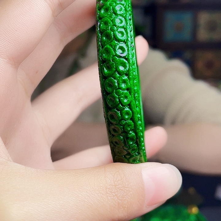 翡翠未镶嵌颈饰多样性56