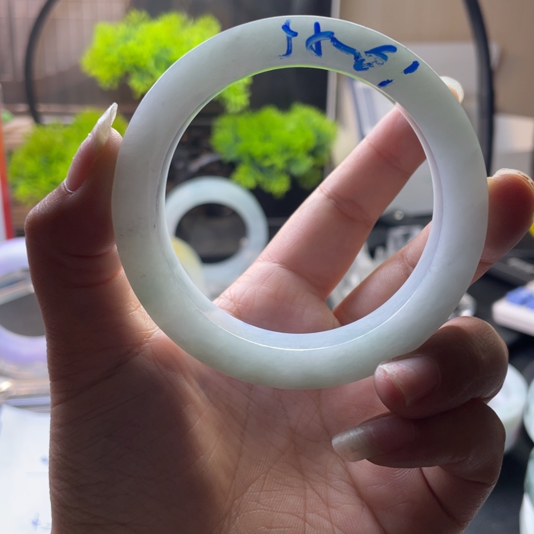 未镶嵌定制翡翠翡翠手镯