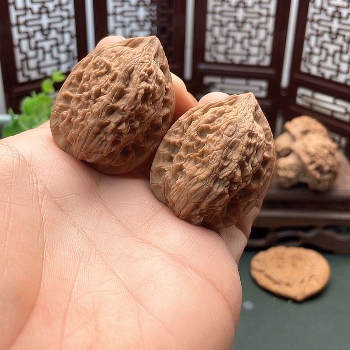 偂***丗把件文玩核桃野鸡