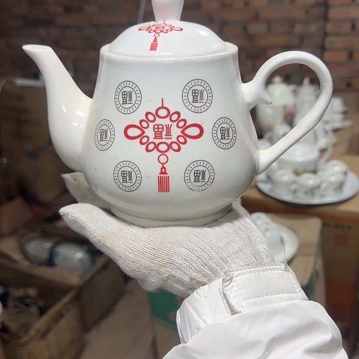 库存微瑕多空茶壶