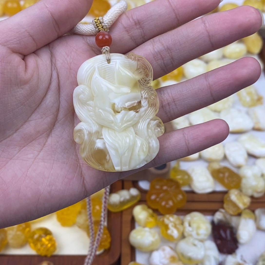 琥珀颈饰未镶嵌蜜蜡凤九
